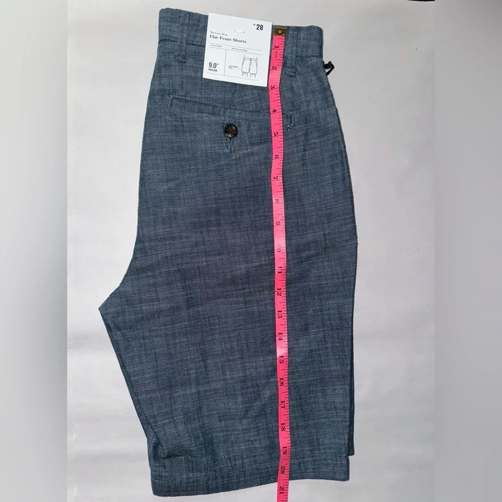 Goodfellow & Co. Chambray Blue Flat-Front Cotton 9” Shorts Men’s Size 28